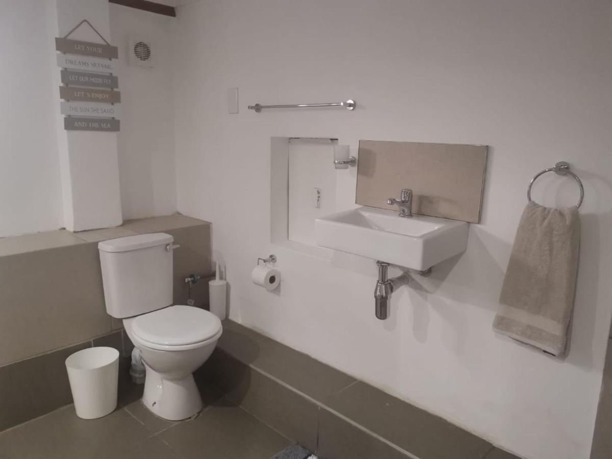 The nest basement apartment East London Extérieur photo
